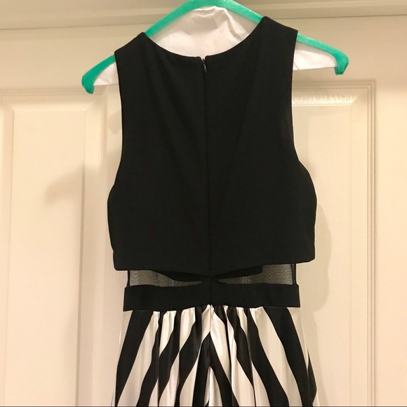 Betsy & Adam long formal gown - Picture 5 of 7